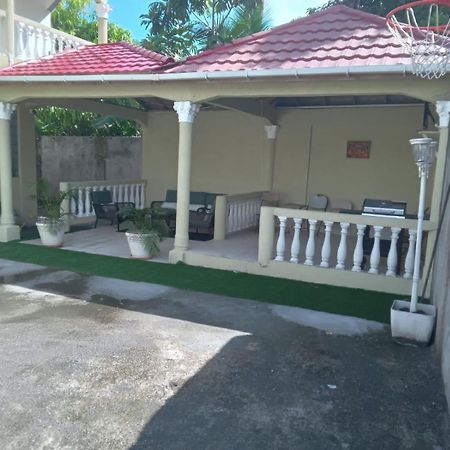 Comfy Guest Rooms Порт Антонио Екстериор снимка