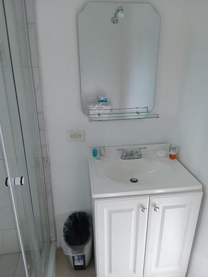 Comfy Guest Rooms Порт Антонио Екстериор снимка